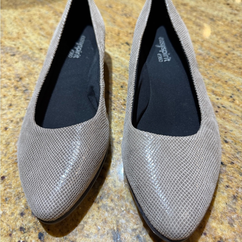 NWOT Easy Spirit Abelle Wedges